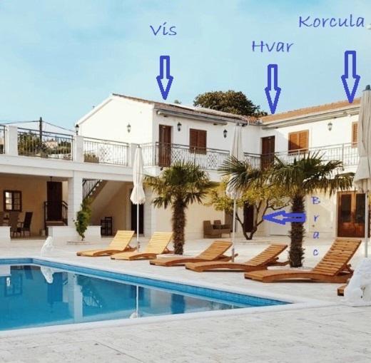 Villa Ludilo Mit 4 Apartments In Poljica - Marina Bei Trogir Split エクステリア 写真